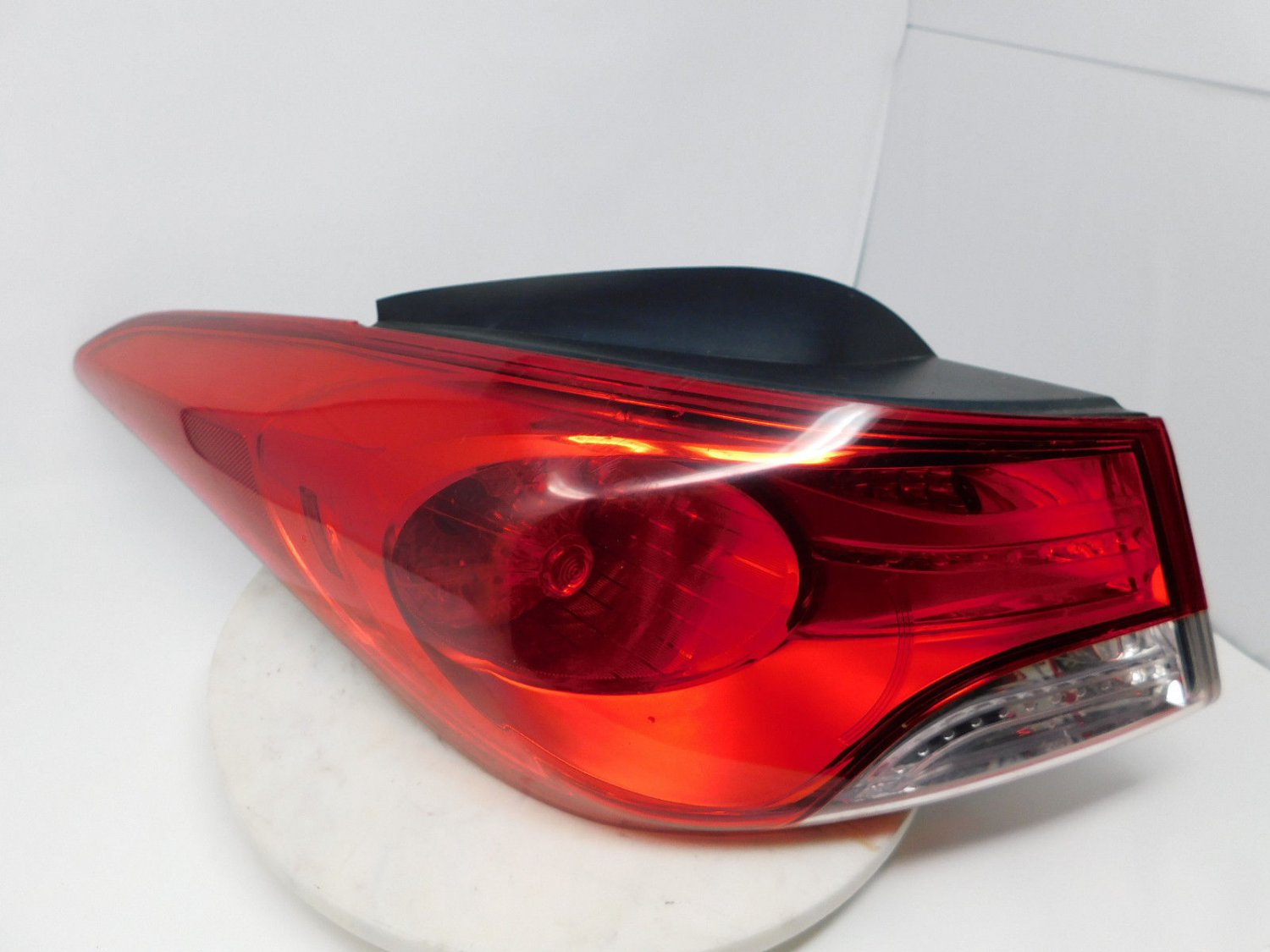 20122013 Hyundai Elantra Driver Tail Light Taillight Lamp OEM P178