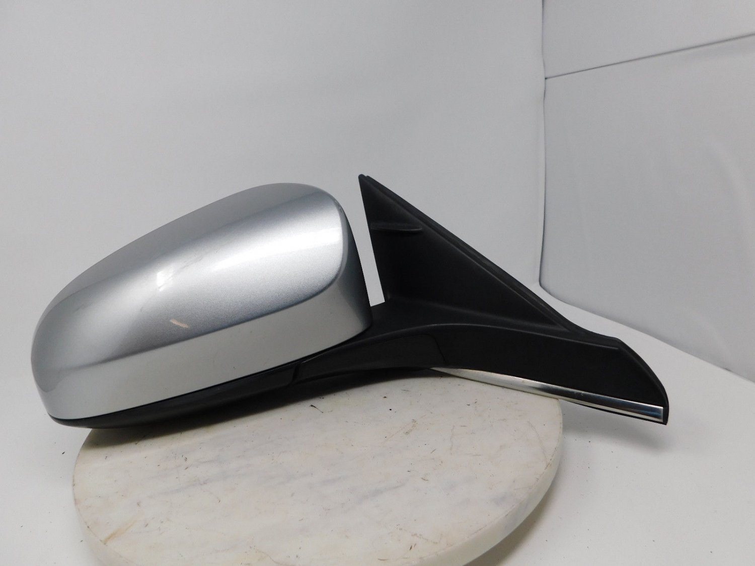 20152017 Toyota Camry XLE Passenger Door Power Mirror Side View Silver