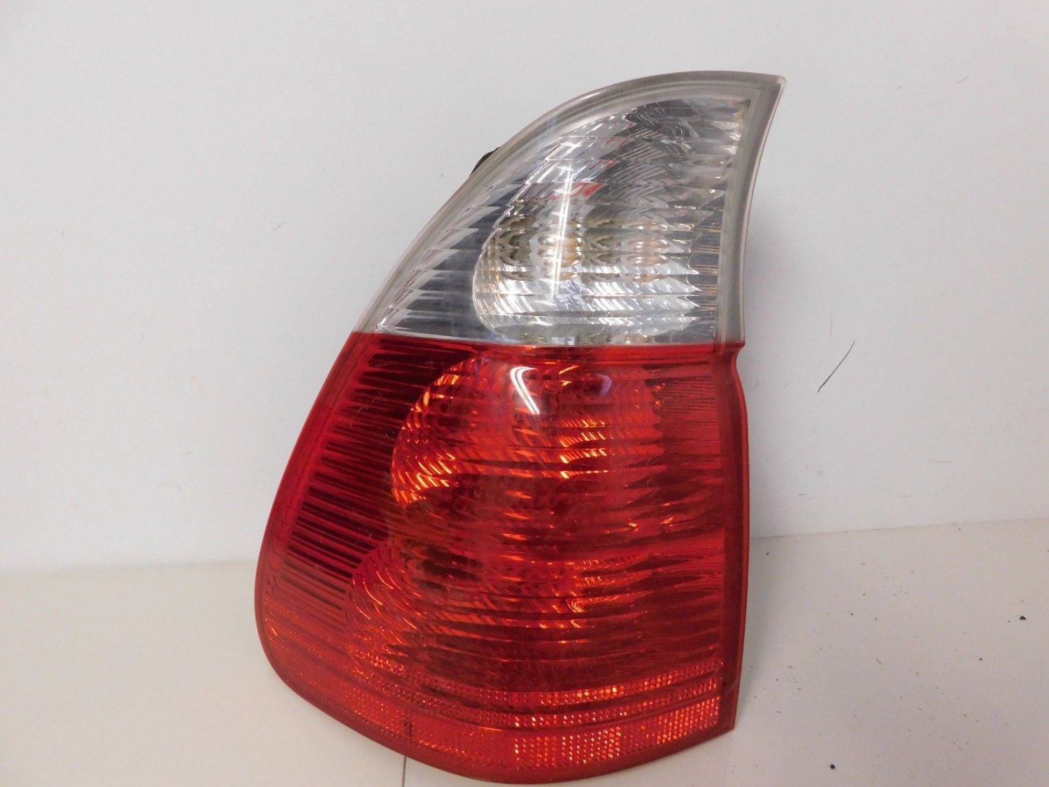 2004 2005 2006 Bmw X5 3 0i E53 Driver Tail Light Lamp Tail Light Oem