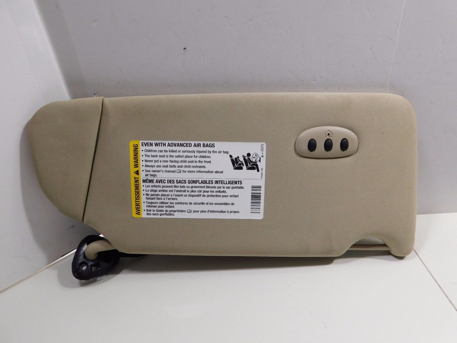 2007 Buick Lacrosse Driver Side Sun Visor Sunvisor Illuminated Tan w