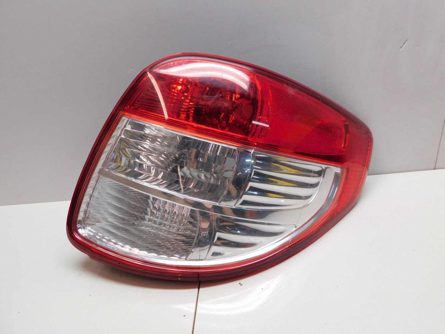 2010 2011 2012 2013 Suzuki SX4 Crossover Passenger Taillight Tail light ...