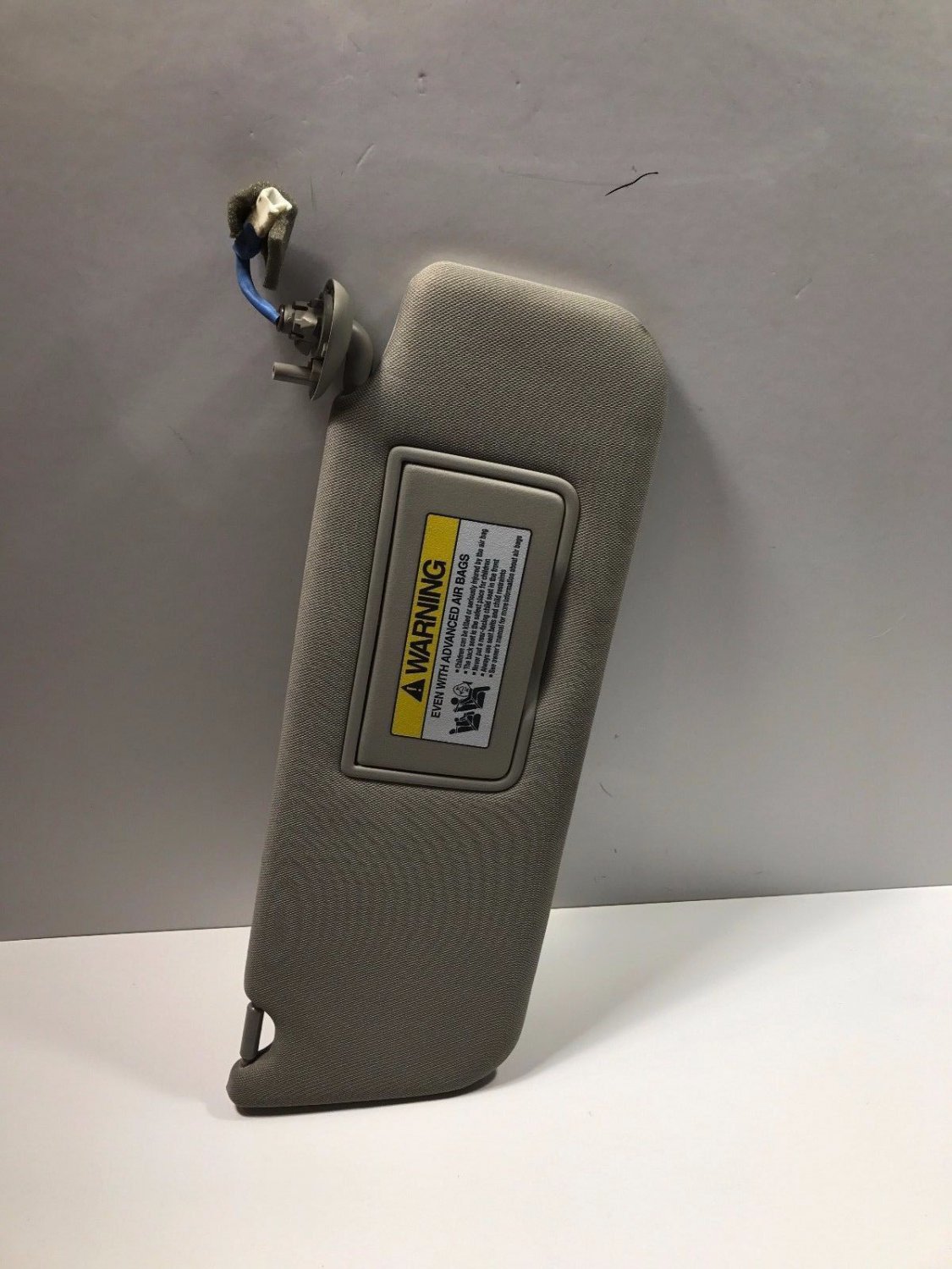 20112015 Honda Odyssey Passenger Right Sunvisor Sun Visor Illuminated