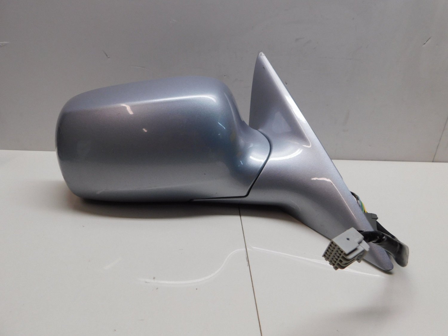 2006 2007 2008 Cadillac DTS Passenger Side Rear View Power Door Mirror OEM