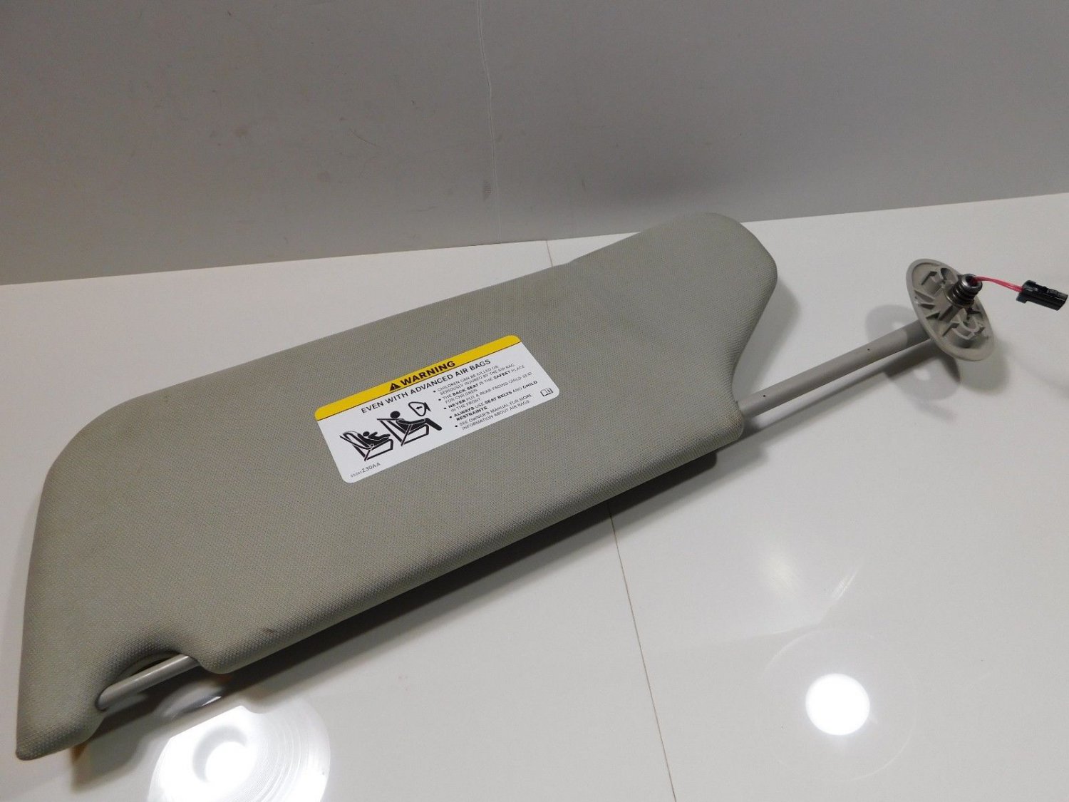 20052010 Jeep Grand Cherokee Passenger Sun Visor Sunvisor Gray Illumina