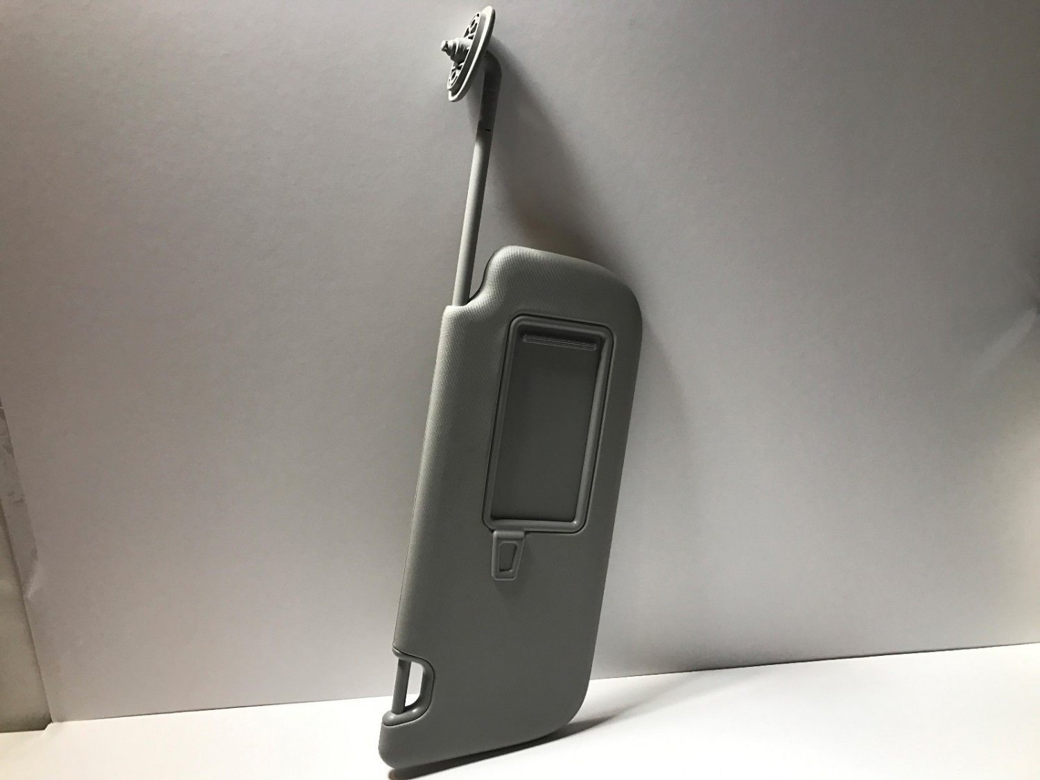 2014 2015 Kia Soul Passenger Side Sun Visor Sunvisor Shade Gray OEM