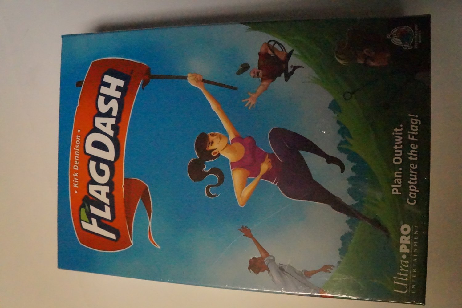 FlagDash Board Game Capture the Flag New