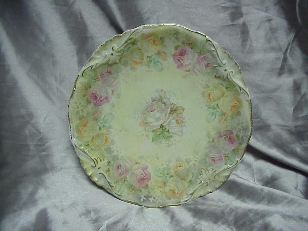Antique Rose Tapestry 8&acirc;�� Plate Royal Bayreuth Bavaria