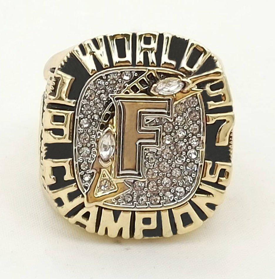 Factory direct sale  1997 FLORIDA MARLINS WORLD SERIES CHAMPIONSHIP RING-in