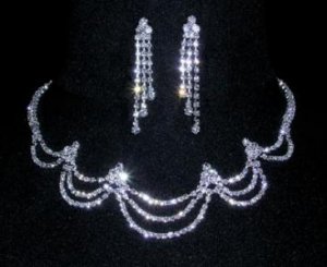 Stage Curtain Necklace