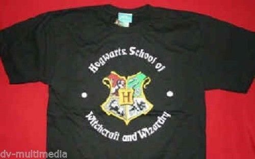 HARRY POTTER - Hogwarts School of Witchcraft & Wizardry T-Shirt ~NEVER WORN~ XL