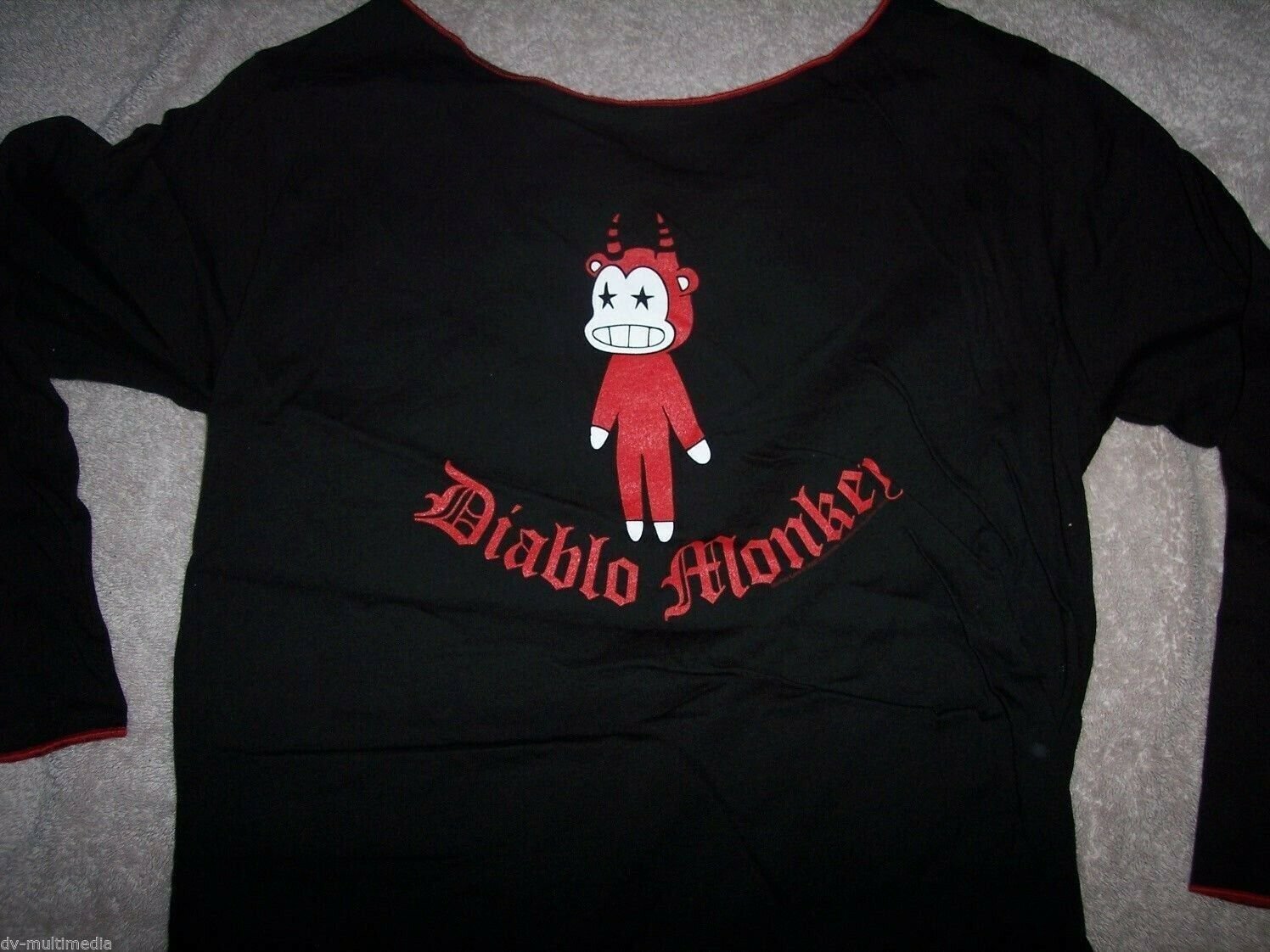 MONKEY LOVE -Diablo Monkey -Long Sleeve Stitched Neck T-Shirt ~NEVER WORN~ LARGE