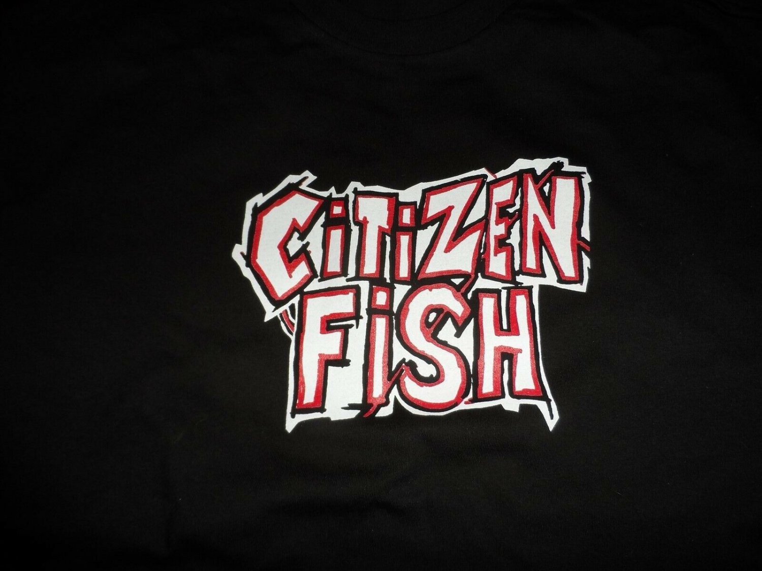 CITIZEN FISH - Graphic T-shirt ~Never Worn~ L / XL
