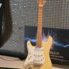 Fender Cream Lefty Strat 1:4 Scale Guitar ~Axe Heaven~