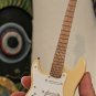 Fender Cream Lefty Strat 1:4 Scale Guitar ~Axe Heaven~