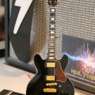 B.B. KING -Gibson"Lucille" Black Signature Reissue1:4 Scale Replica Guitar ~New~