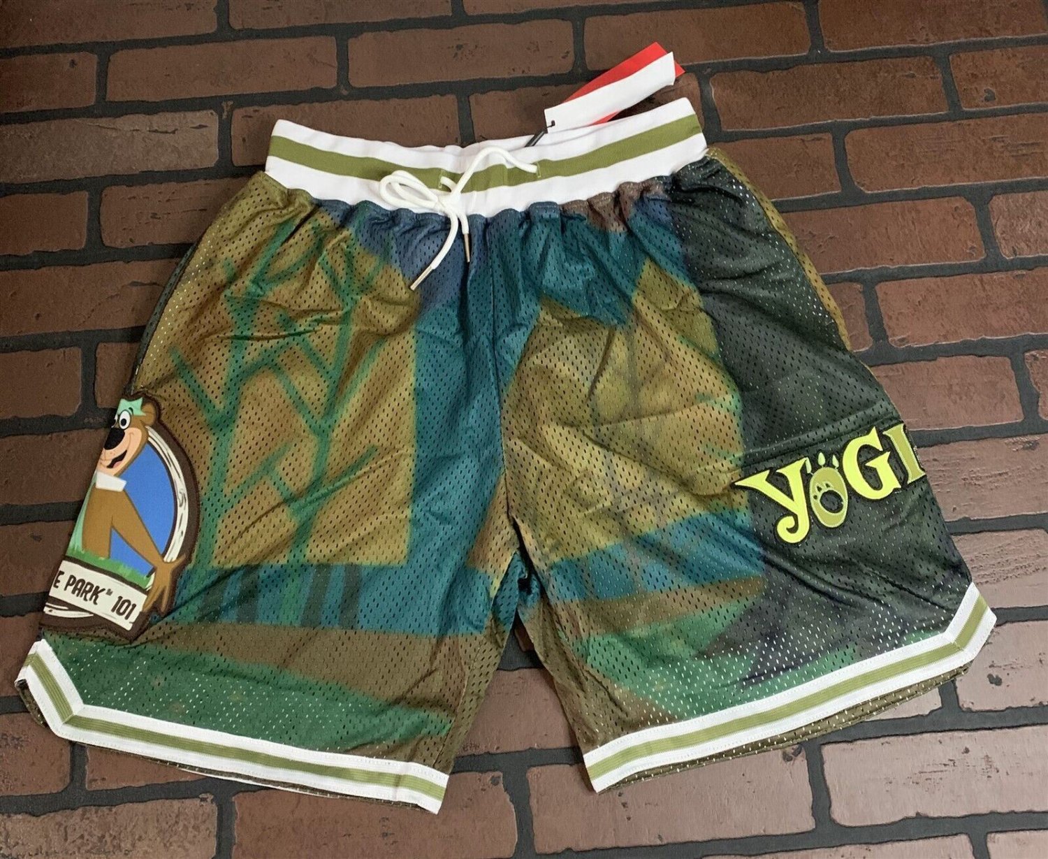 YOGI BEAR JELLYSTONE PARK Headgear Classics Basketball Shorts Never