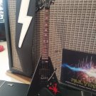 KERRY KING (Slayer) -Axe V Licensed 1:4 Scale Replica Guitar ~Axe Heaven