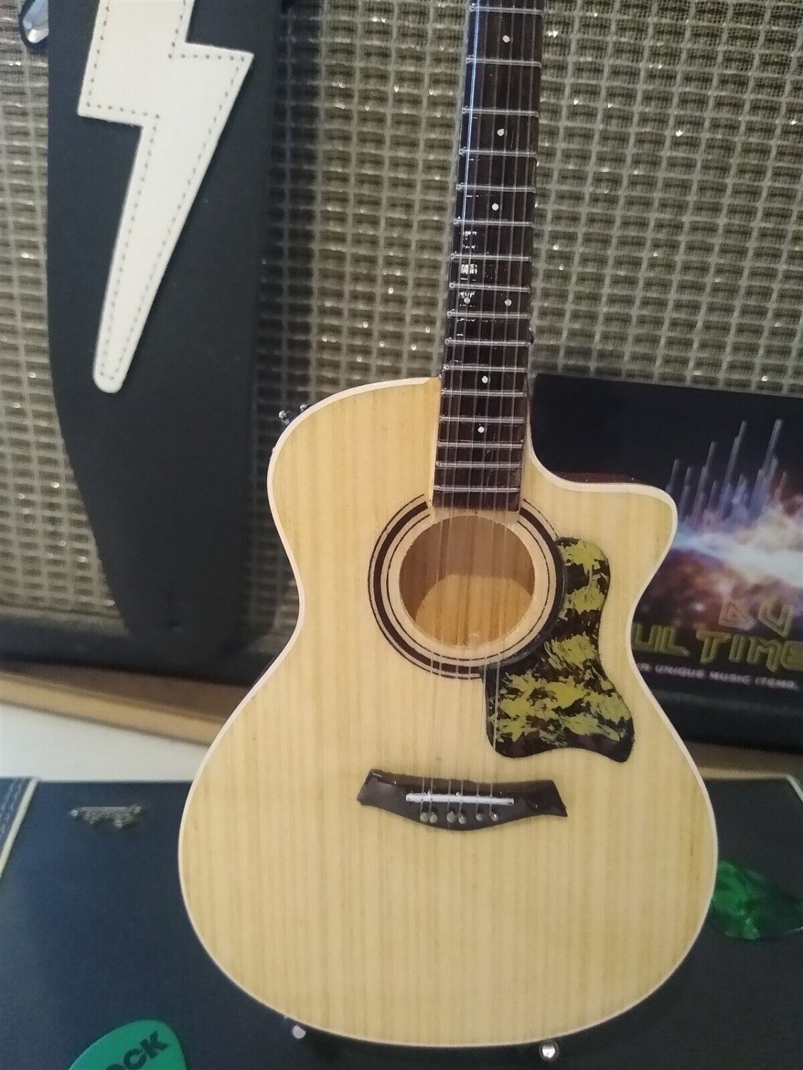 Acoustic Cutaway Spruce 1:4 Scale Replica Guitar ~Axe Heaven~