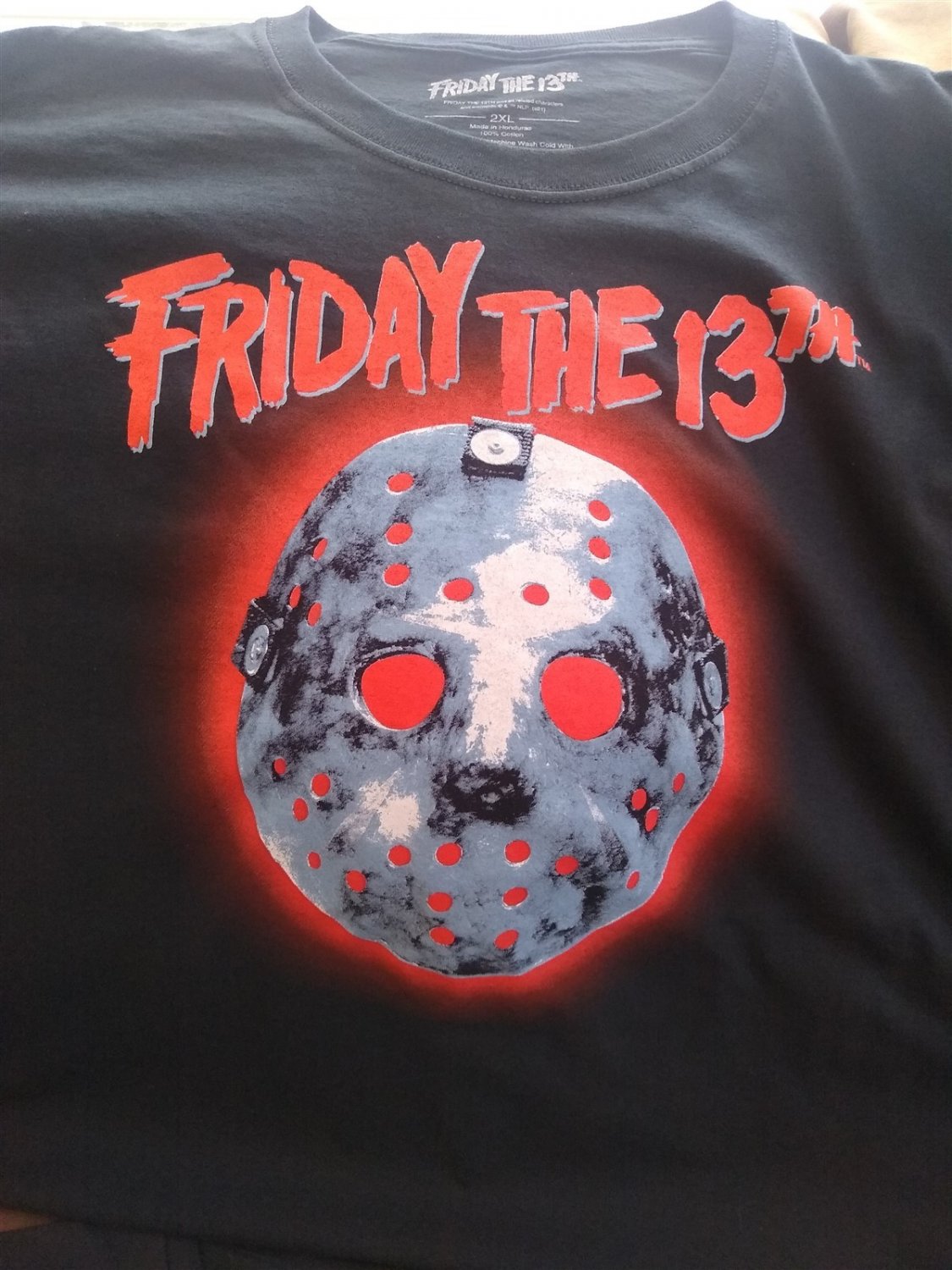 FRIDAY THE 13th- Jason Voorhees Mask Men's T-shirt ~Never Worn~ S
