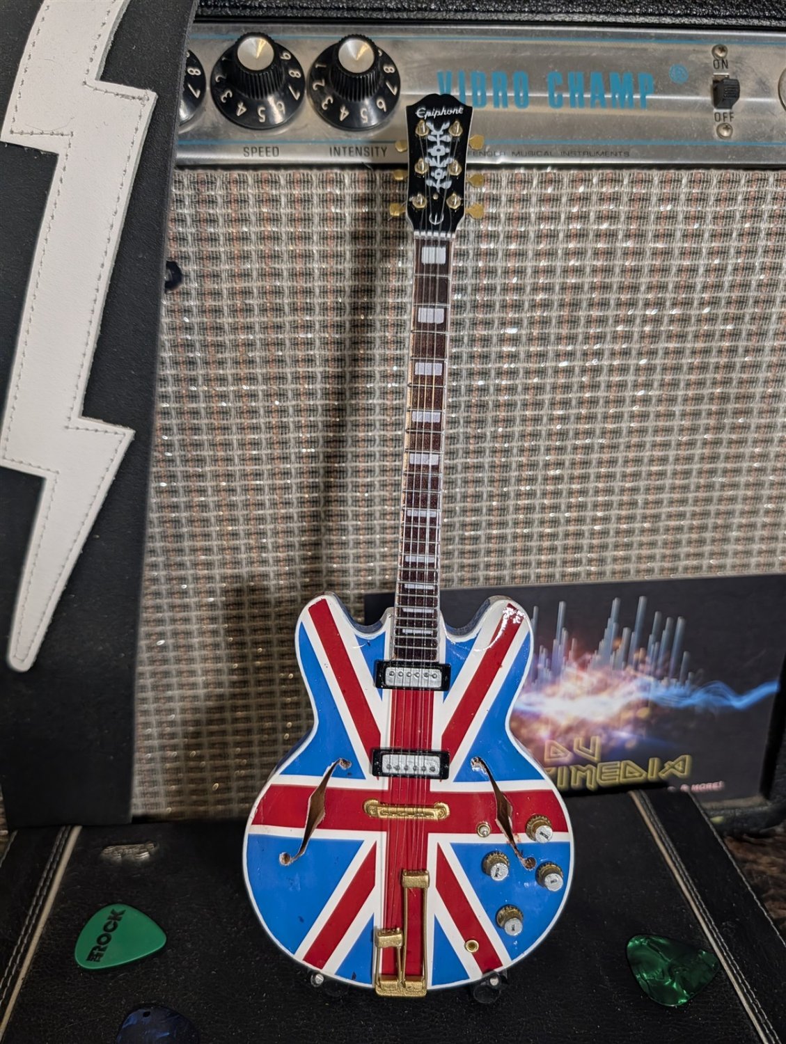 NOEL GALLAGHER Epiphone Union Jack Sheraton 1:4 Scale Replica Guitar ~Axe Heaven