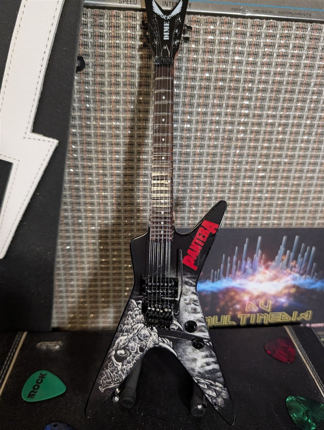 DIMEBAG DARRELL -B&W Southern Trendkill ML 1:4 Scale Replica Guitar ~Axe Heaven~
