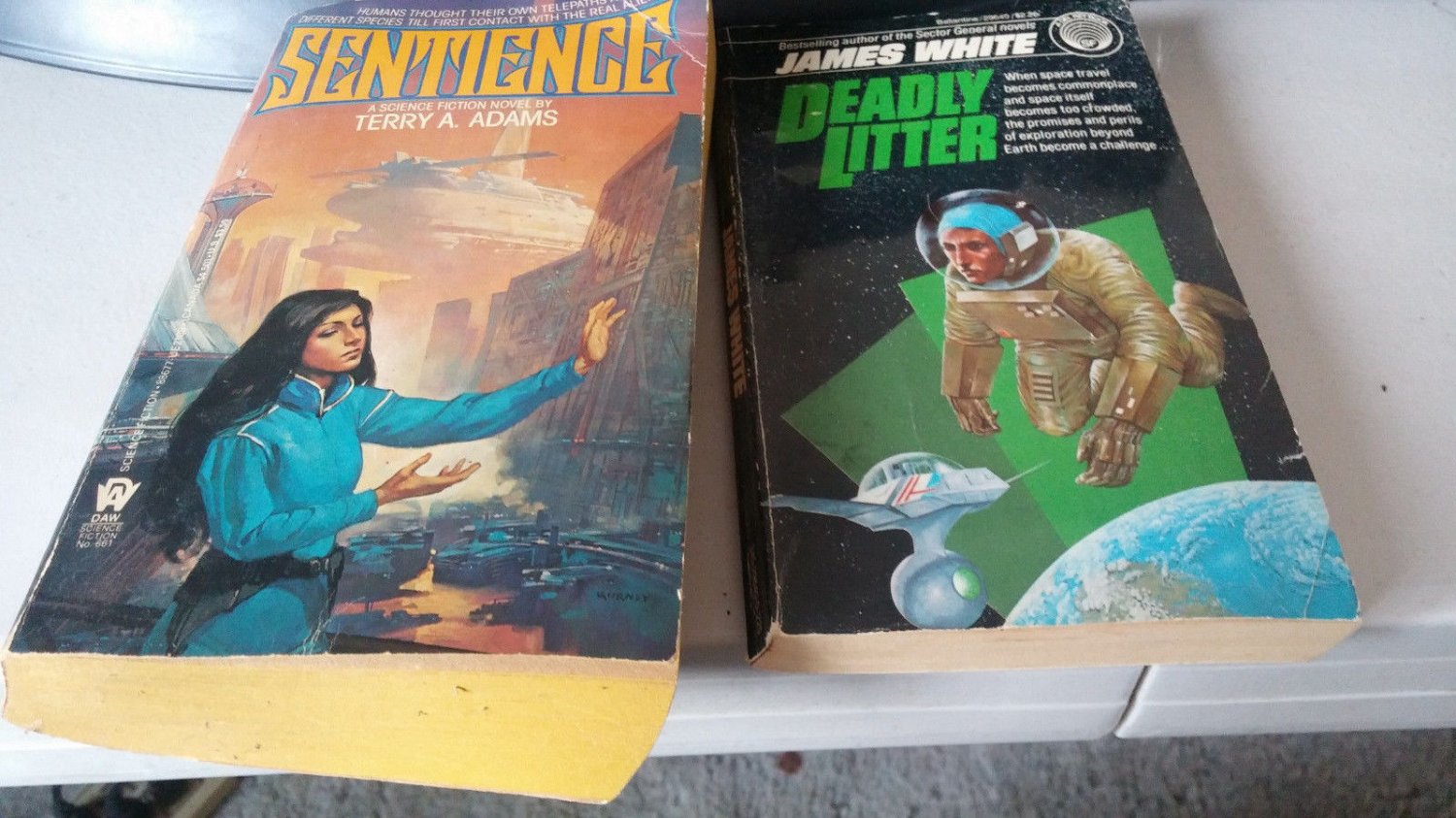 2(4)1 Sci Fi- Sentience by Terry Adams and Deadly Litter by James White