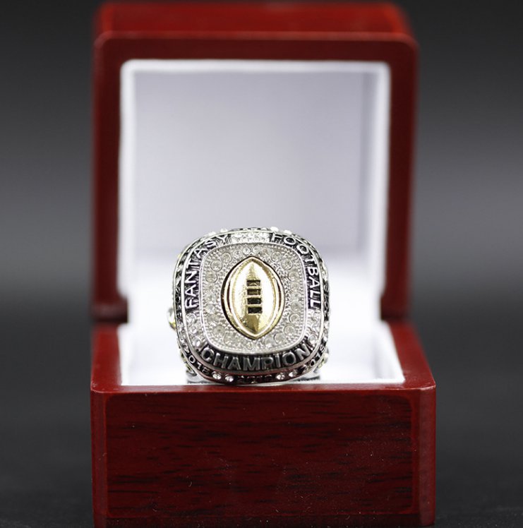NEW 2018 Fantasy Football Championship Ring FFL RING Size 11 with wood