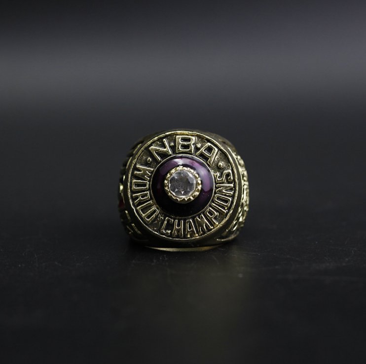 1982 Los Angeles Lakers Basketball championship ring 11S&iuml;&frac14;