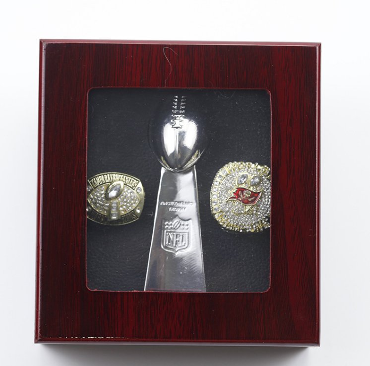 2002 2020 Tampa Bay Buccaneers Super bowl championship rings and Troph
