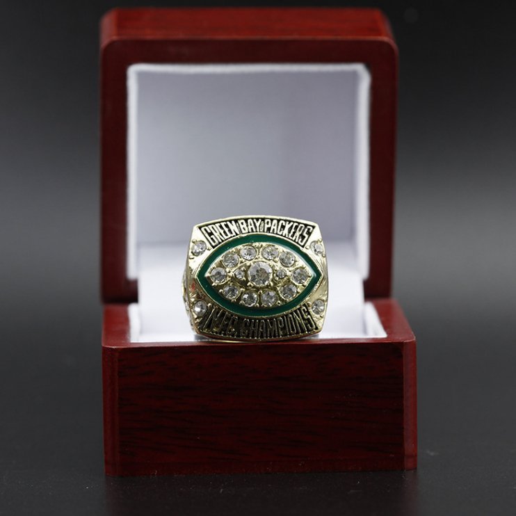 1997 Green Bay Packers NFC super bowl championship ring size 11 with w