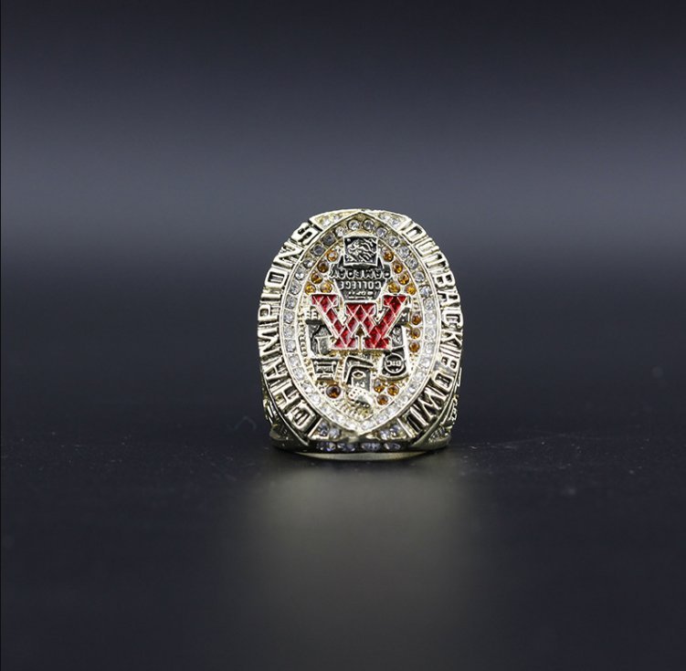 The 10th University of Minnesota System UMN NCAA championship ring 11