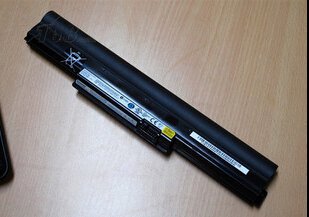 New Laptop Battery for LENOVO IdeaPad U450 series  14.8V 5200mAh