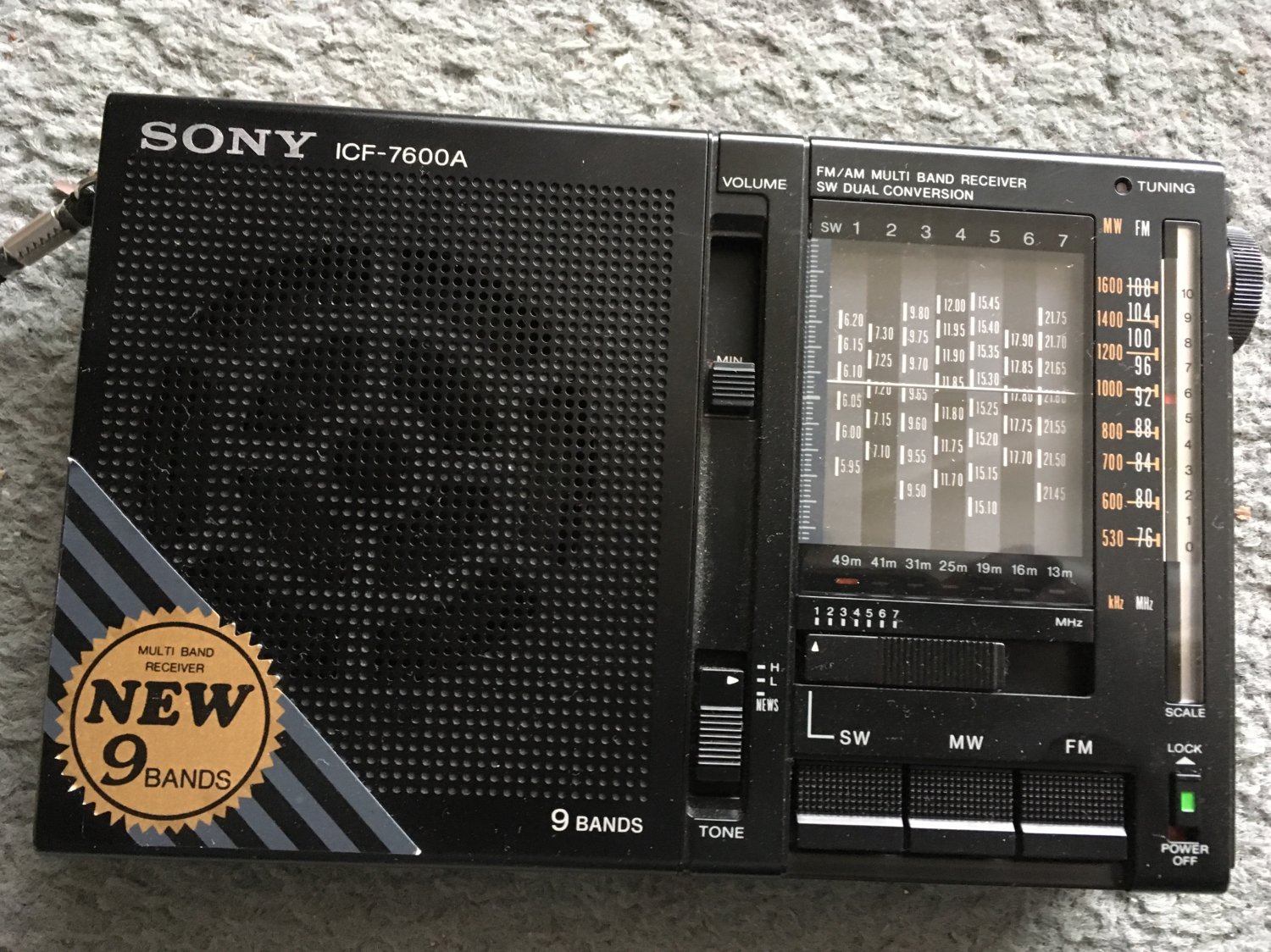 Sony ICF-7600A Multi Band Receiver 9 Band AM/FM/SW Radio.