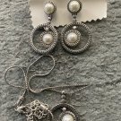 Beautiful Brighton Ladies Earrings,Necklace and Bracelet. Near mint. Great Find.