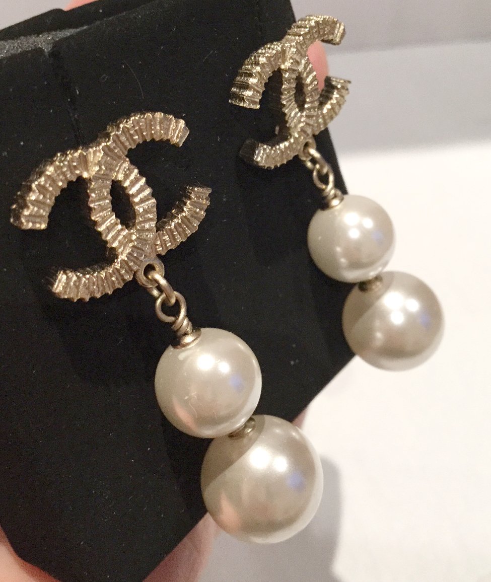 CHANEL CC Gold Stud Double PEARL Drop Dangle Earrings Authentic ...