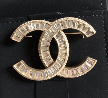 CHANEL GOLD REV 20a Runway Embossed Letter Cc Logo Large Statement Brooch  Pin $870.00 - PicClick