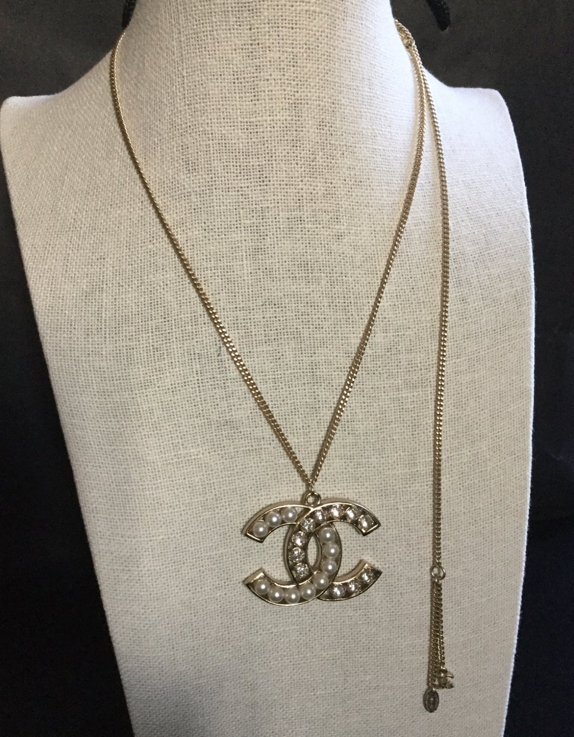CHANEL Crystal Pearl CC Pendant Gold Chain Necklace 2015 Classic
