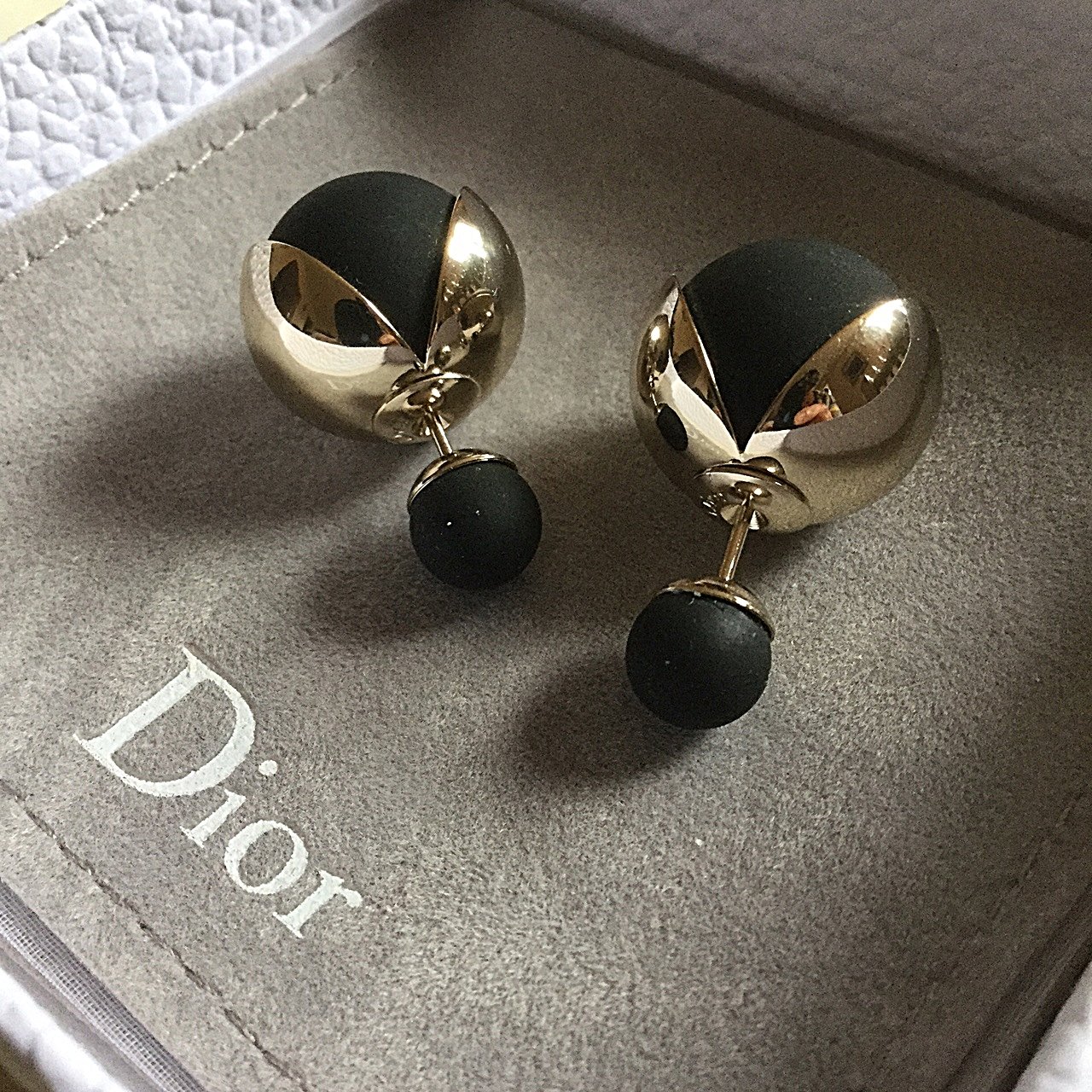 DIOR TRIBALE Mise en Dior Tribal Earring Black Acrylic Gold TULIP Christian Dior