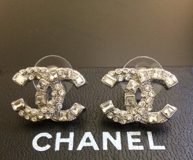 CHANEL Medium CC Silver Stud Earrings Crystal Square Round Authentic NIB