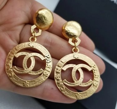 CHANEL Paris Gold CC Hoop Earrings Clip Dangle Style Vintage 95