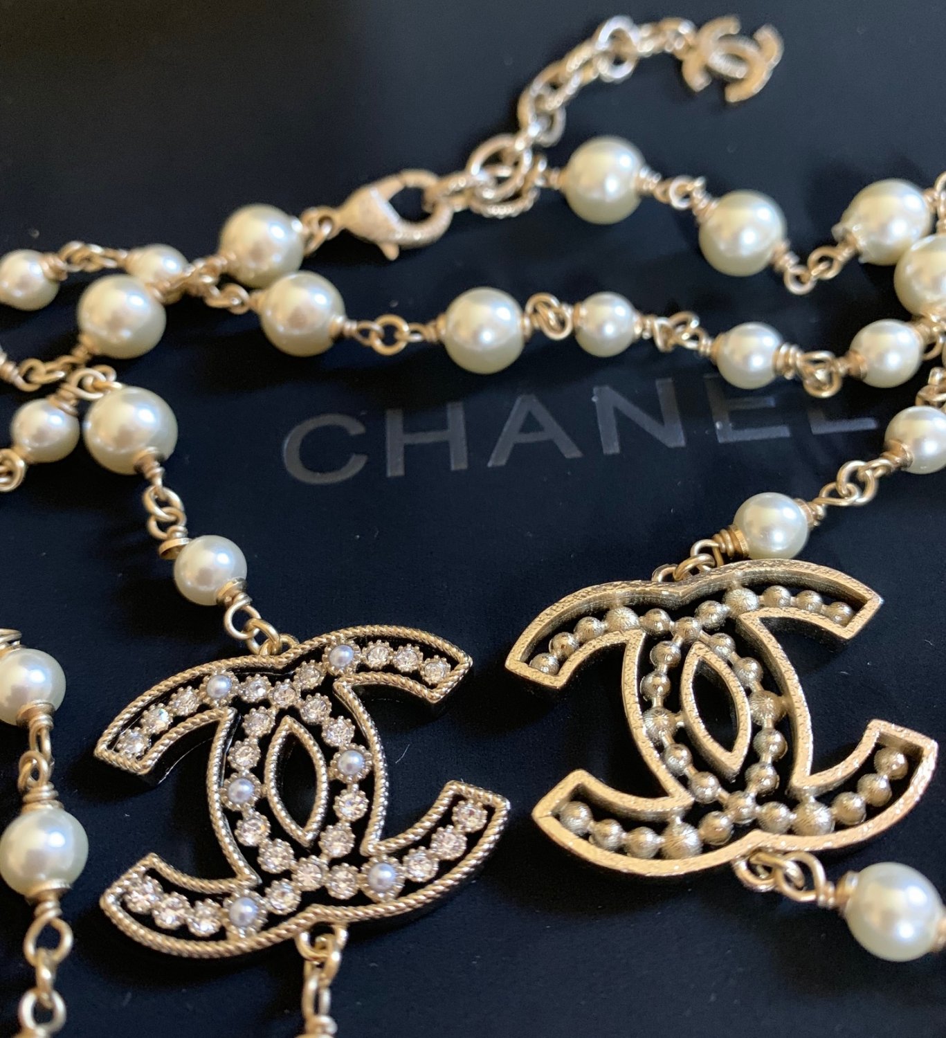 CHANEL Pearl Crystal CC Necklace 60