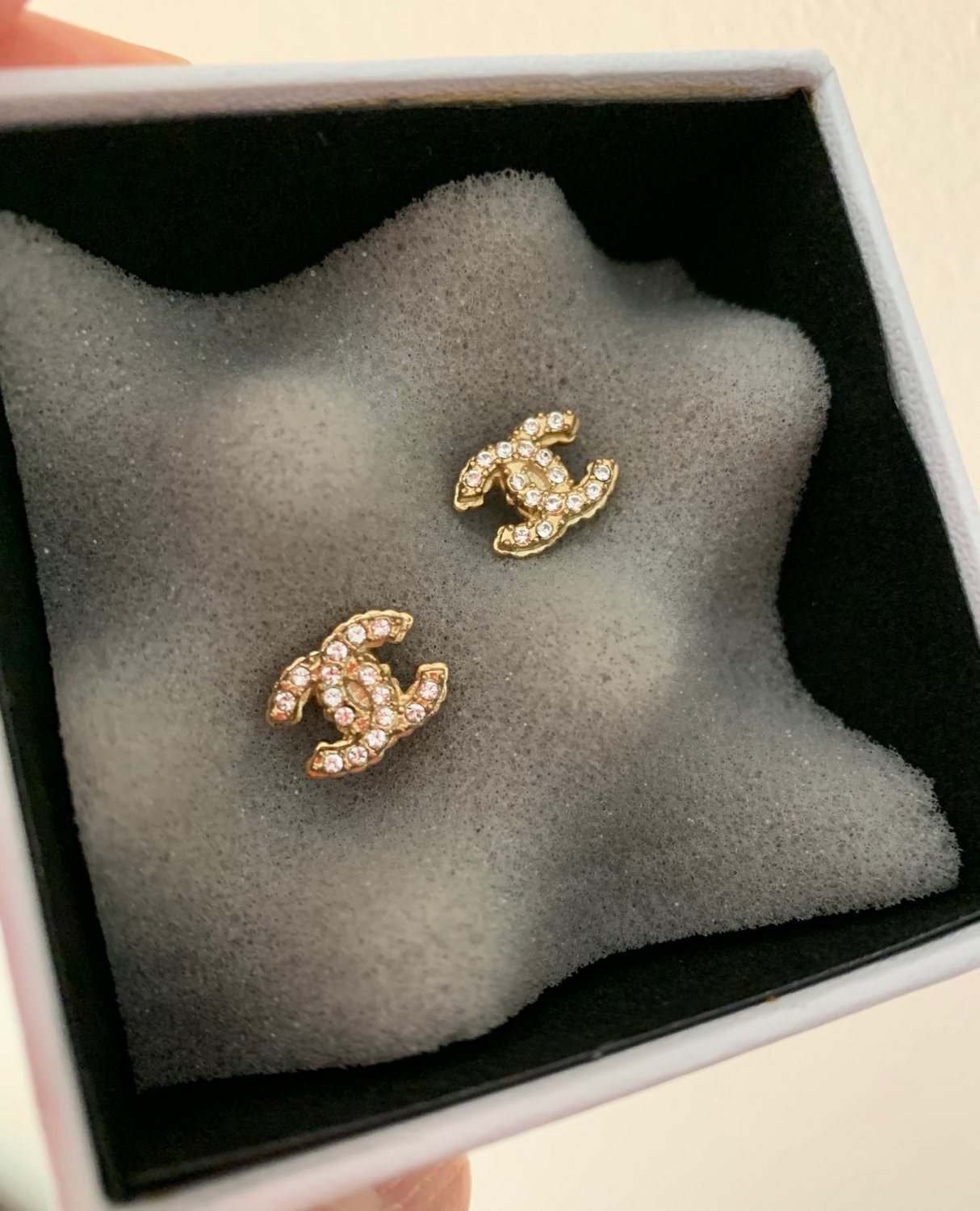 CHANEL CC Mini Crystal GOLD Stud Earrings 2016 Authentic NIB