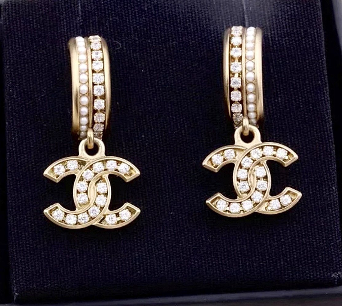 CHANEL Vintage Antique Gold Crystal Pearl Hoop CC Dangle Earrings NIB