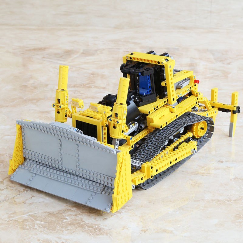 Technic Bulldozer Motorized 8275 Compatible 20008