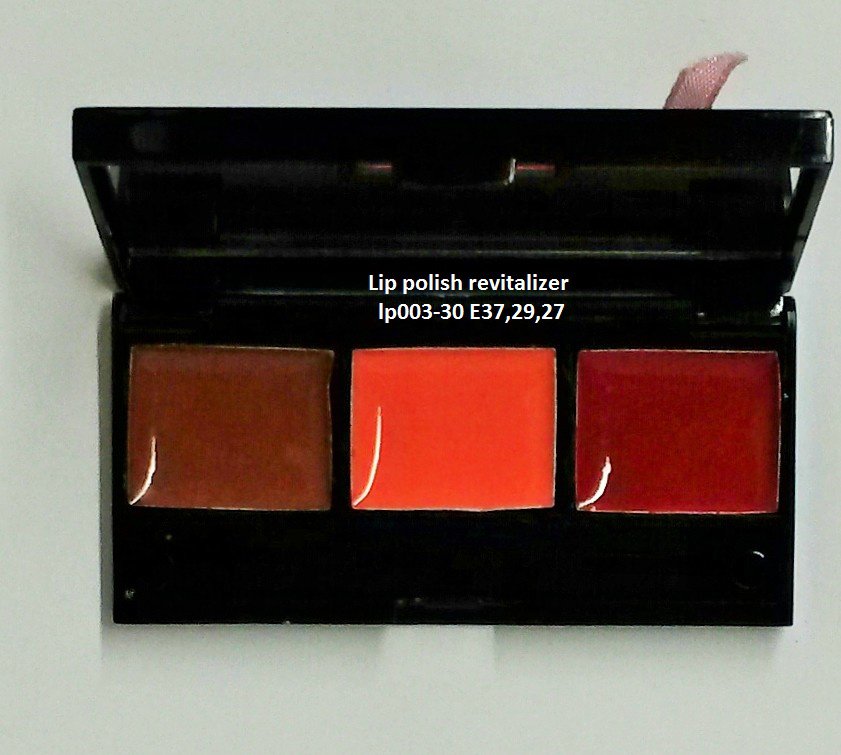 lp003-30 Lip polish revitalizer