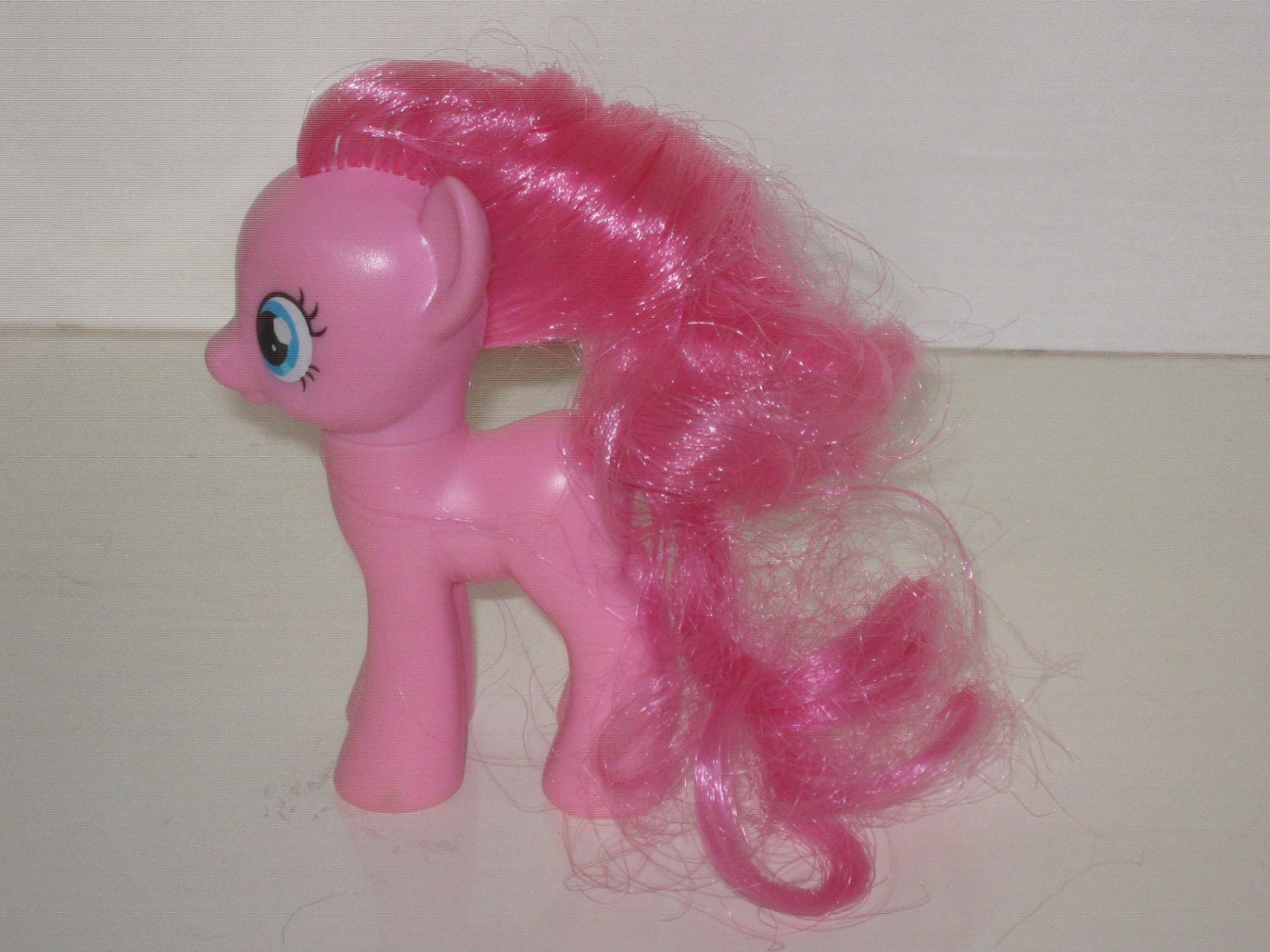 G4 My Little Pony MLP (FiM) - Pinkie Pie - gradient eye