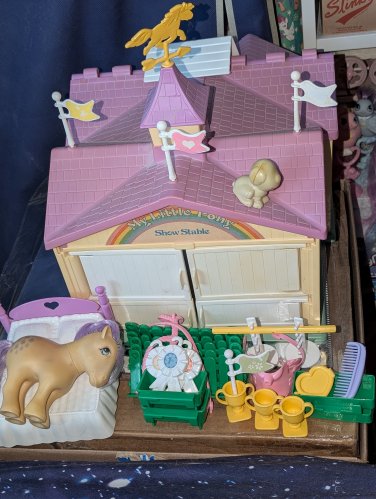 Vintage G1 My Little Pony MLP - Show Stable Playset