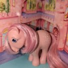 Vintage G 1 My Little Pony MLP - Flat Foot (FF) Collector Pose - Butterscotch2 Vintage G 1 My Little Pony MLP - Flat Foot (FF) Collector Pose - Butterscotch2