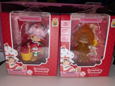Retro - Strawberry Shortcake SSC OR Chase figure