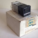 NEW Omega CN76020 Microprocessor Temperature Process Controller Autotune CN76000